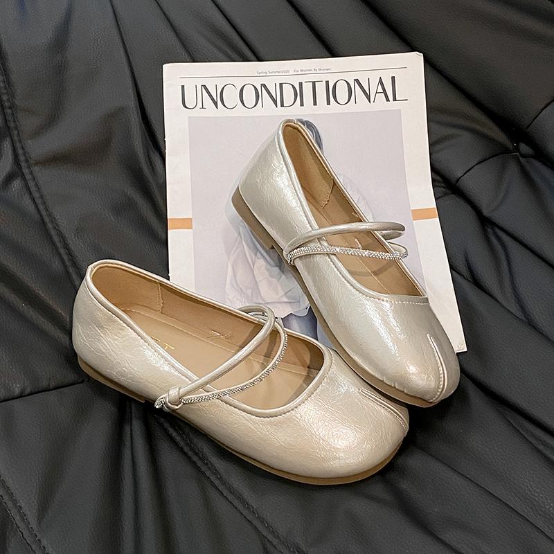 CRLAYDK Classic Womens Casual Slip On Mary Jane Loafers Lightweight Soft PU Leather Ladies Dress Office Driving Moccasins