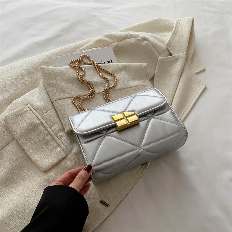 Retro Small Bag Women's 2024 New Foreign Casual Small Square Bag Temperament Fashionable and Beautiful Trend Shoulder Messenger Bag