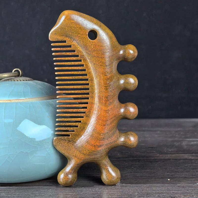 

Многофункциональная массажная расческа из сандалового дерева для головы, шеи и волос - Гуа Ша для снятия усталости глаз для мужчин и женщин