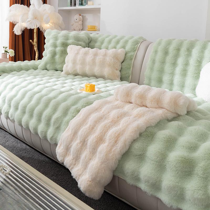 

Плюшевая подушка для дивана с кроликом, зимняя утолщенная флисовая подушка, теплая нескользящая прямая трехместная подушка для дивана 70*70cm