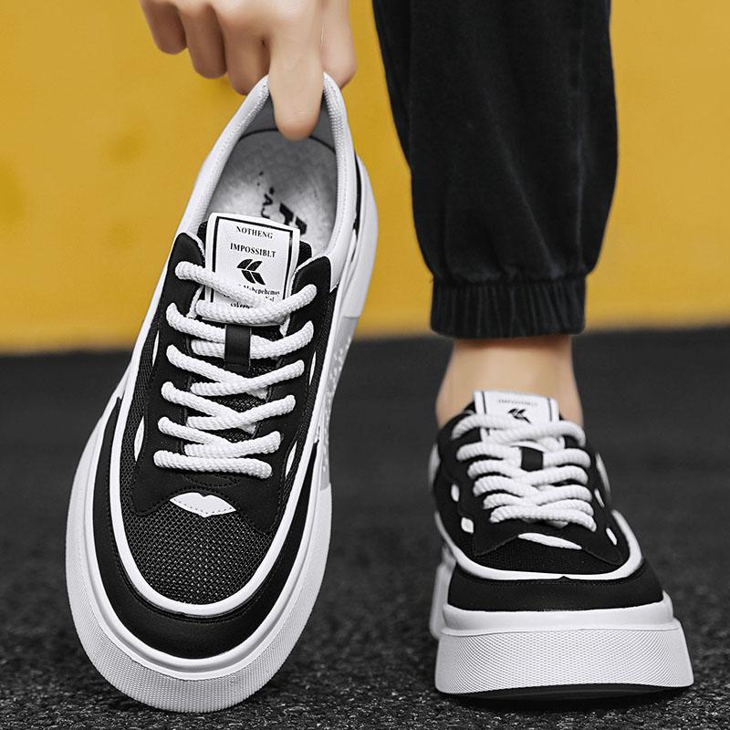 

Летние мужские спортивные туфли в корейском стиле с сетчатой дышащей толстой подошвой, универсальные маленькие белые туфли для мужчин, повседневная обувь для сноуборда 39 чёрный