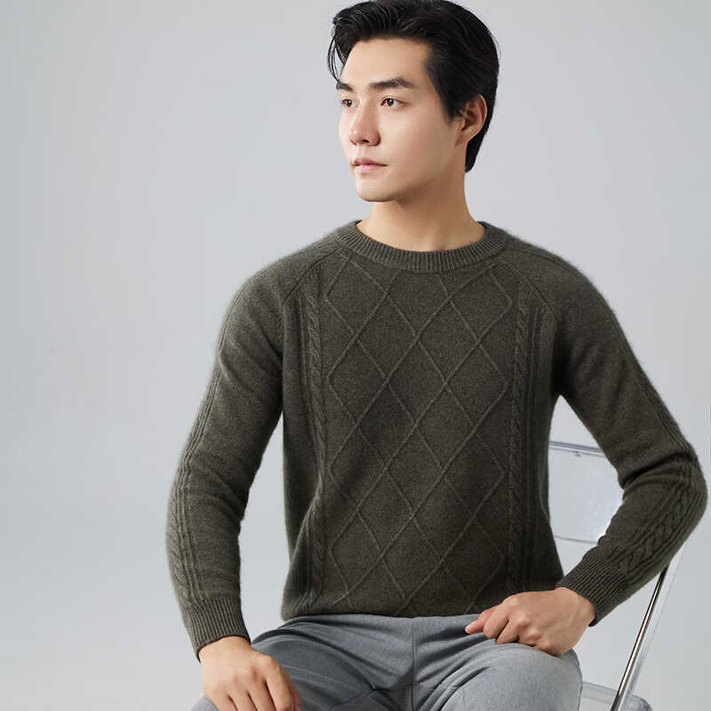 2025 winter new cashmere sweater round neck thickened pullover sweater fashion wool knitted sweater