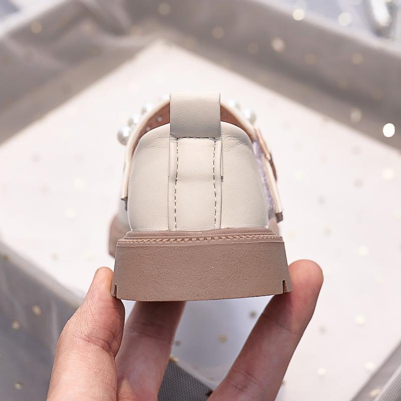 Girls' Retro Embroidered Leather Shoes - Spring/Autumn 2025 Trend, Closed-Toe, Soft Sole, Fashionable and All-Match.