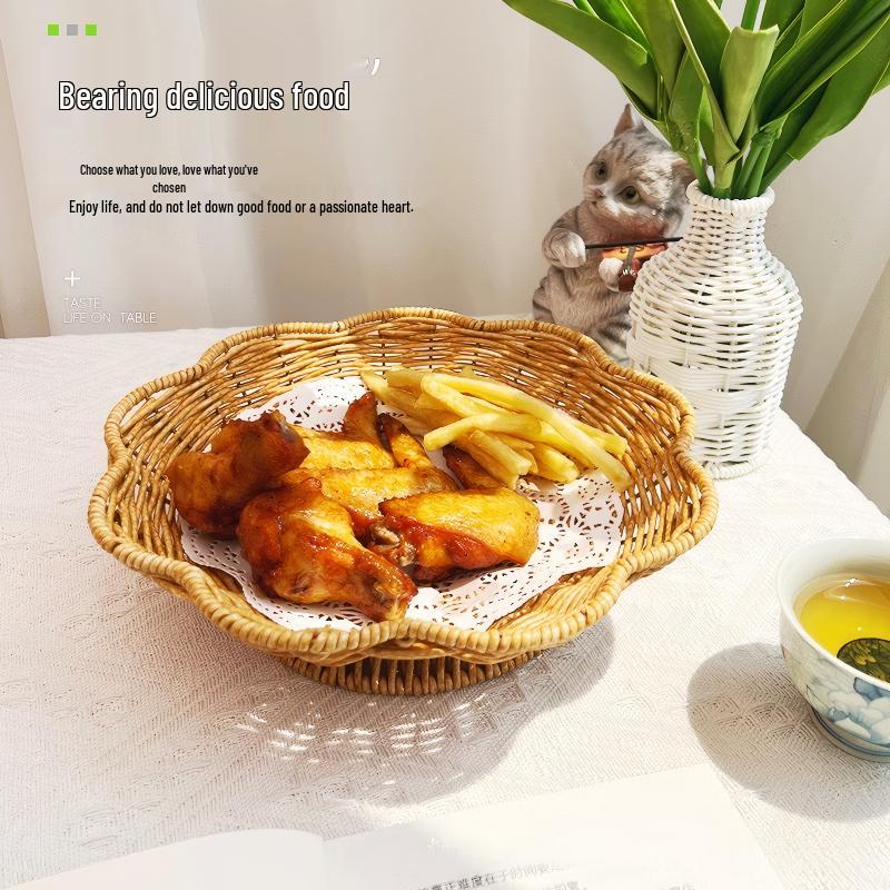 Imitation Rattan Plum Blossom Snack & Fruit Tray