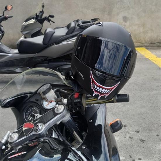 Car Sticker Waterproof Lips Shape Fadeless Eye-catching Big Mouth Pattern Easy To Apply Eco-friendly Motorcycle Helmet Halloween Stickers for Car