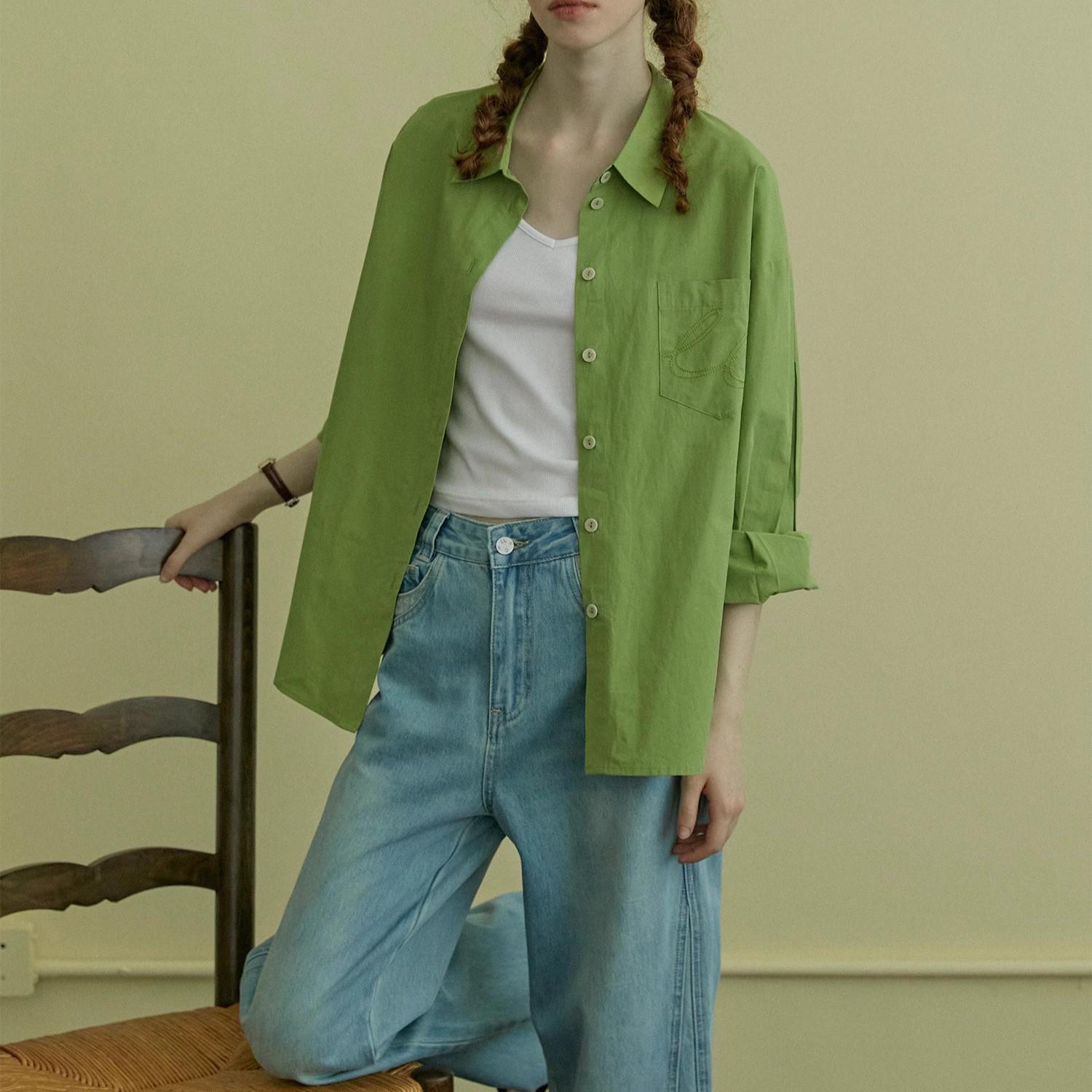 

Женская зеленая рубашка в стиле ретро с вышивкой - Блузка высокого класса для通勤 (коммутирующих) на весну/лето Medium зелёный