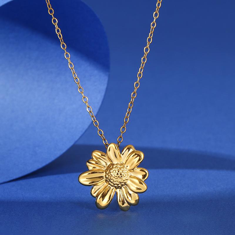 Women's Stainless Steel Sunflower Necklace - Luxury Design, Colorfast Flower Pendant Clavicle Chain.