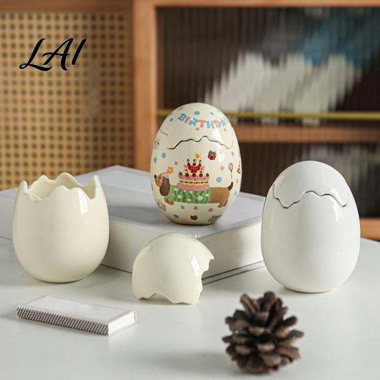 Unique Housewarming Gift Ceramic Eggshell Candle Holder for Scented Candles Candles Container Minimalist Art Ornament Home Decor Tabletop