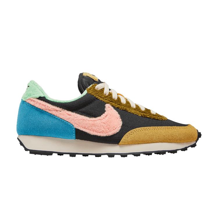 Nike Wmns Daybreak Fur Pack - Guava Ice Atomic Pink 36