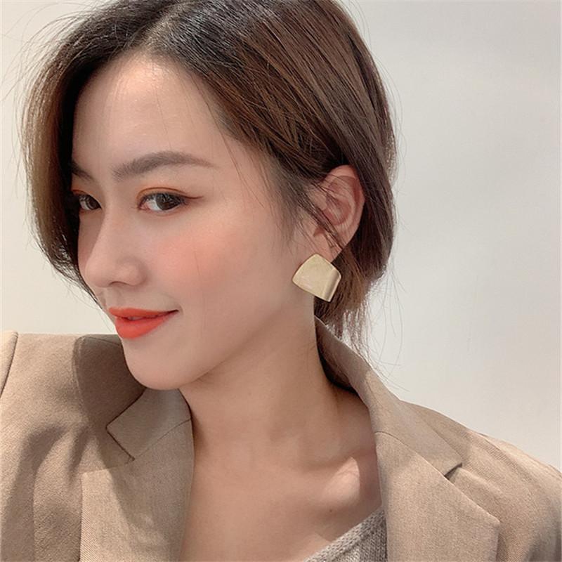 Personlighet Geometriska Guld Hängande Örhängen Dam Smycken Mode Dam Silver 925 Stiftörhänge Kvinna Piercing Accessoarer Flicka