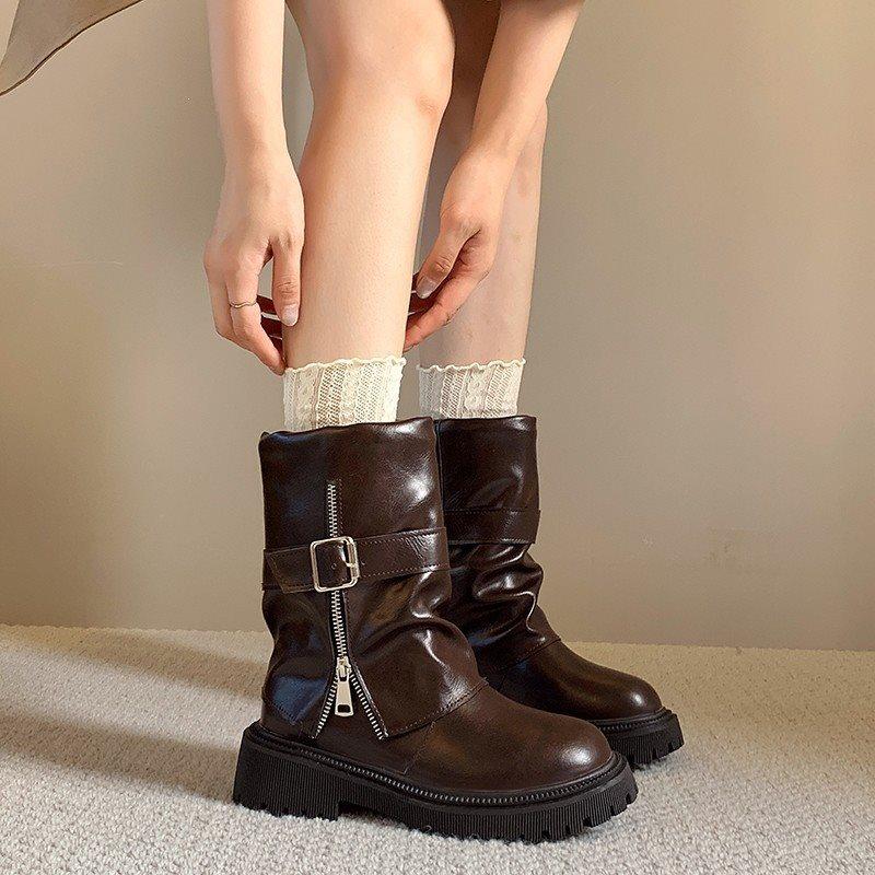 Wasteland boots feel belt buckle new wind pants tube short boots women's pile large size fashion pleated autumn and winter boots leather boots
