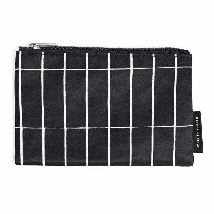 Marimekko KEKSI Cosmetic Bag, 03. Tiiliskivi Black x W, 14cm x 21cm x 1cm