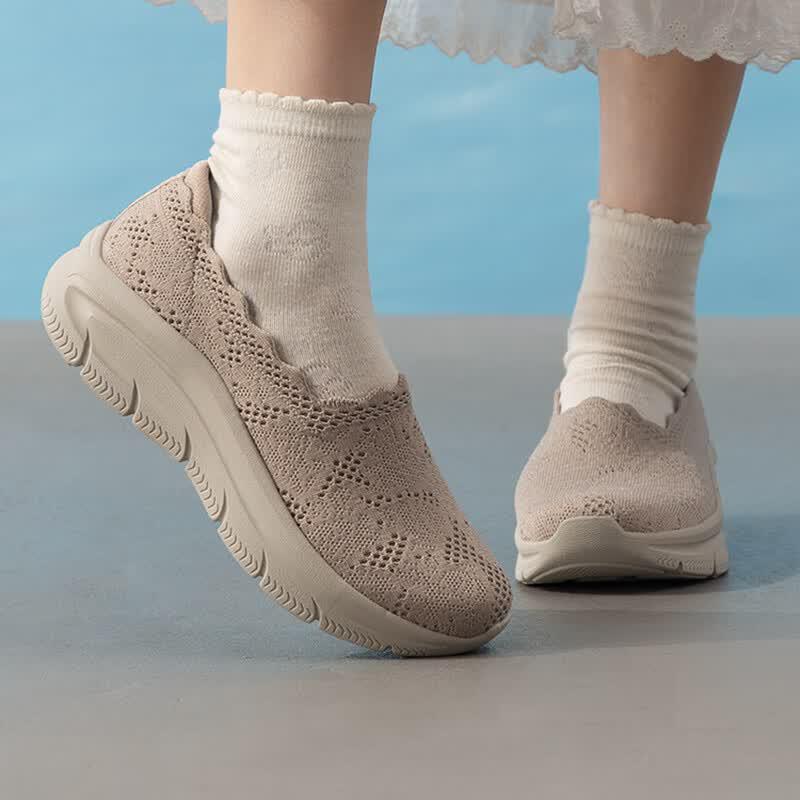 Skechers Women s Slip-On Casual Shoes 8.5