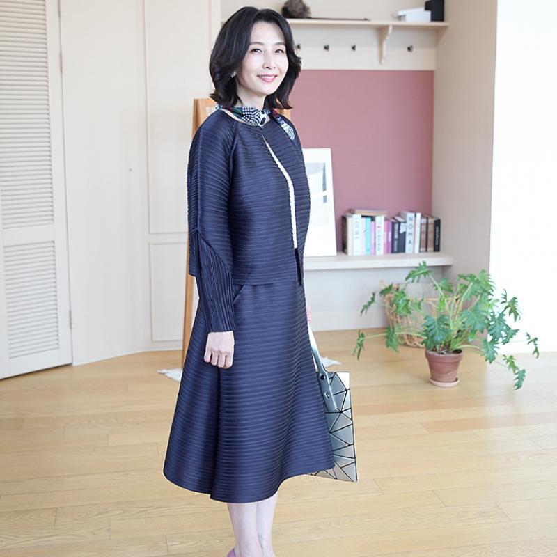Shiz Madam Elegance Pleated Two Piece Set Set3233