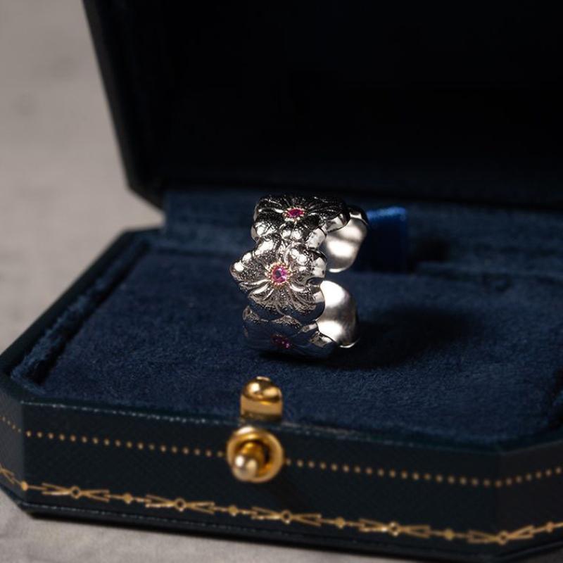 

Exquisite Shiny Gardenia Flower Rings For Women Classic Series Wire Drawing Craft Single Row Crystal Ring Jewelry resizable