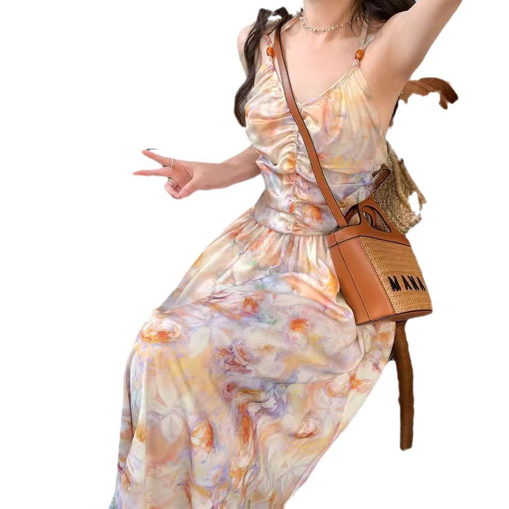 2025 French Retro Floral Halter Sundress: Women's Summer Backless Waist-Hugging Long Dress
