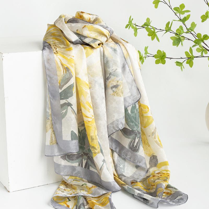 Mulberry silk silk scarf gift box  spring and summer versatile Xiangyang oil color printing long yarn sunscreen shawl