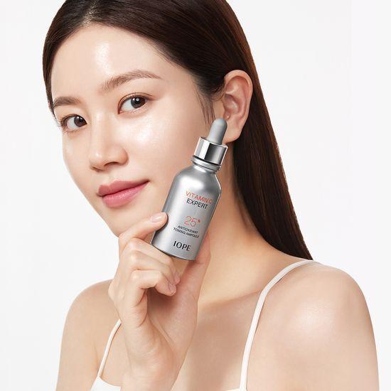Iope Vitamin C Expert 25% Antioxidant Toning Ampoule 23ml (+1 peel pad + 10ml sun ampoule)