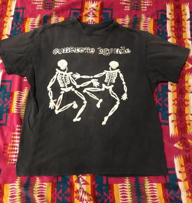 Vintage Concrete Blonde Skelet Unisex T-shirt maat S-4XL