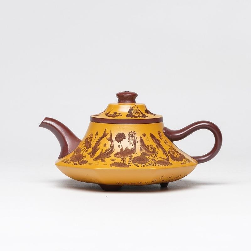 250ml Creative Yixing Purple Clay Teapots Handmade Fish Lotus Pot Raw Ore Dragon s Blood Sand Mud Kettle Zisha Tea Set Tea Items