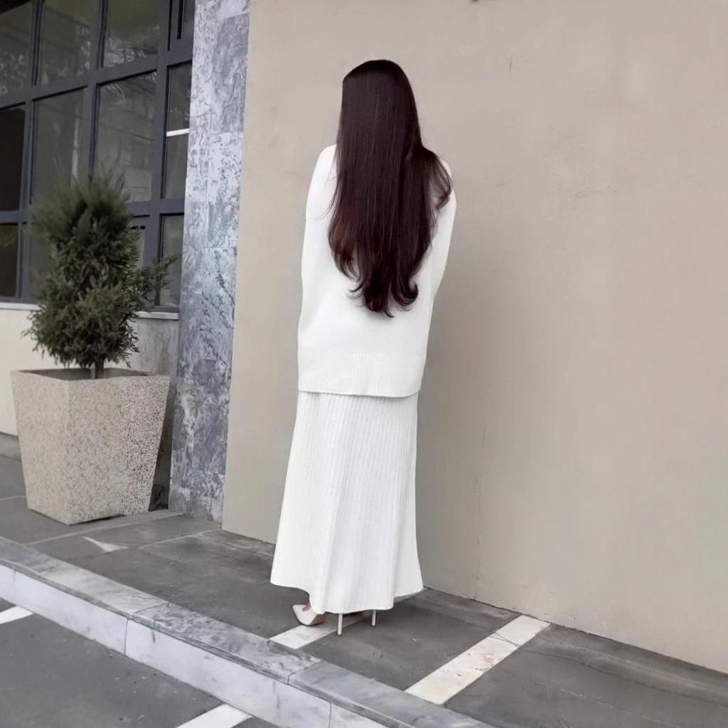 2025 Autumn Women's Knit Sweater & Casual Pants Two-Piece Set with Irregular Hem