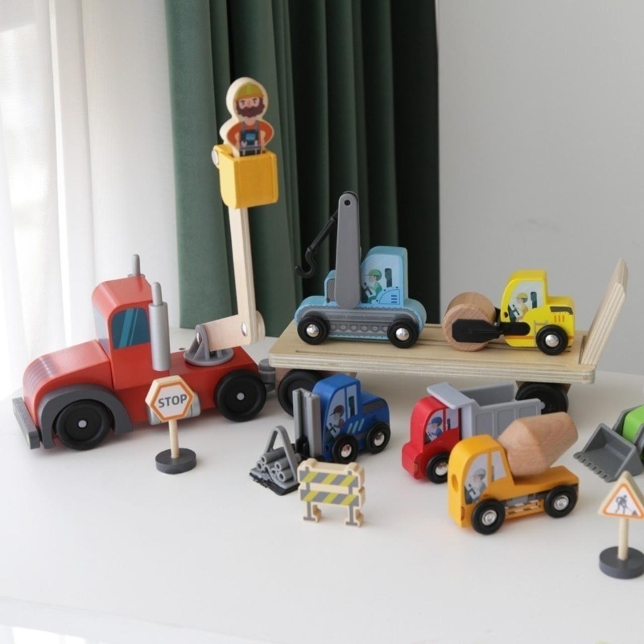 Wooden transport engineering vehicle, children s truck transport vehicle, toy car model, simulation car