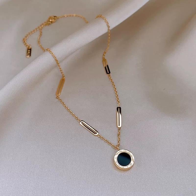 Titanium Steel Gold Brick Necklace for Women - Luxury 2025 Style, High-End Sweater and Collarbone Chain, Non-Fading.