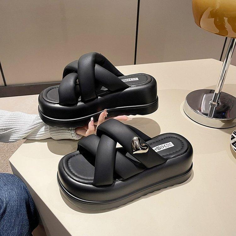 Cool Slippers for Summer Wear New Summer Fairy Style with Skirt Platform Beach Sandals One-word Drag