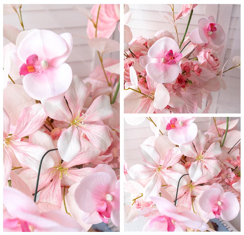 Individuell gefertigtes weißes europäisches florales Tafelaufsatz für Hochzeiten