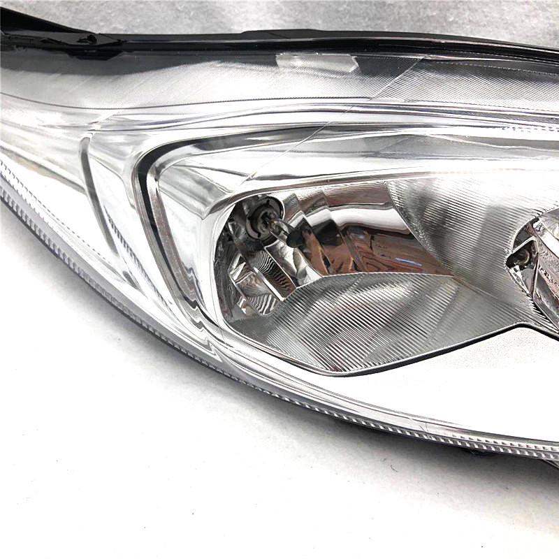 Ford Fiesta 2013-2015 Headlight Assembly Replacement