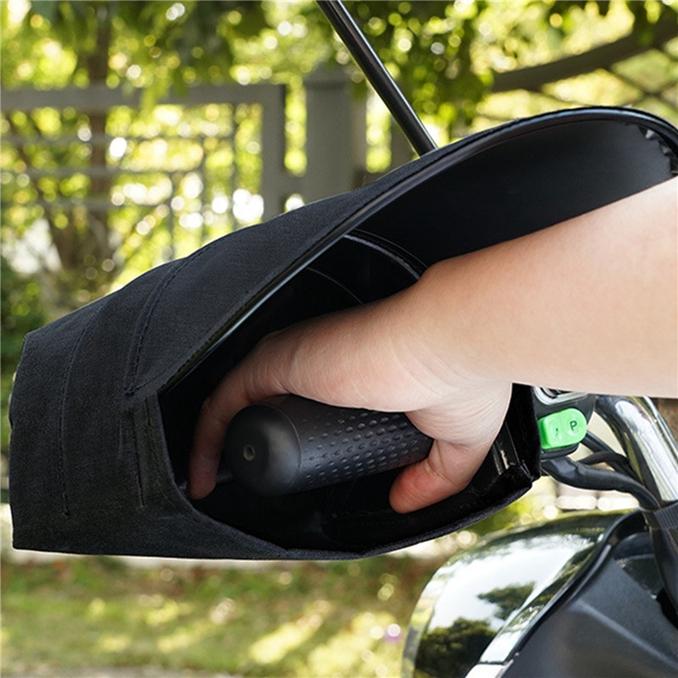 Sunproof Waterproof Windproof Electric Bike Glove Reflective Strip Design Breathable Hand Protection Motorcycle Handlebar Glove