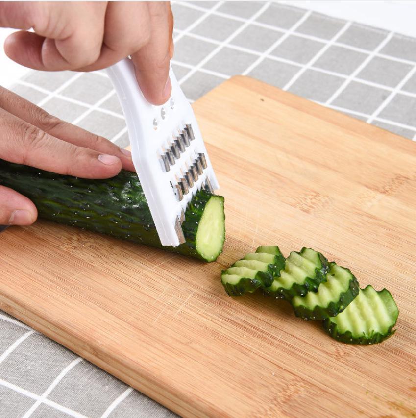 Large 5-in-1 Multifunctional Kitchen Cutter: Vegetable Slicer, Loofah Cutter, Grater & Cucumber Slicer