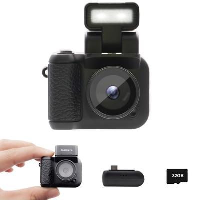 Cameră digitală de jucărie Mini cameră digitală Set breloc Funcție de captură Ecran 1080P inch Bază de încărcare inclusă Mini card ușor de 32 GB inclus