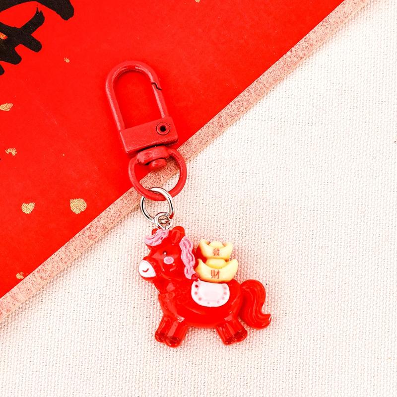 1/7 Stück Cartoon Pony Schlüsselanhänger Niedliches Rotes Harzpferd Rucksack Anhänger Dekoration Auto Schlüsselanhänger Zubehör Jahr des Pferdes Geschenk