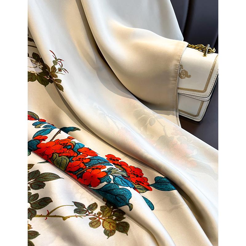 Silk Scarf Women's Autumn and Winter Long Scarf Foreign Fashion New Versatile Matching Shirt High-end Thin Scarf