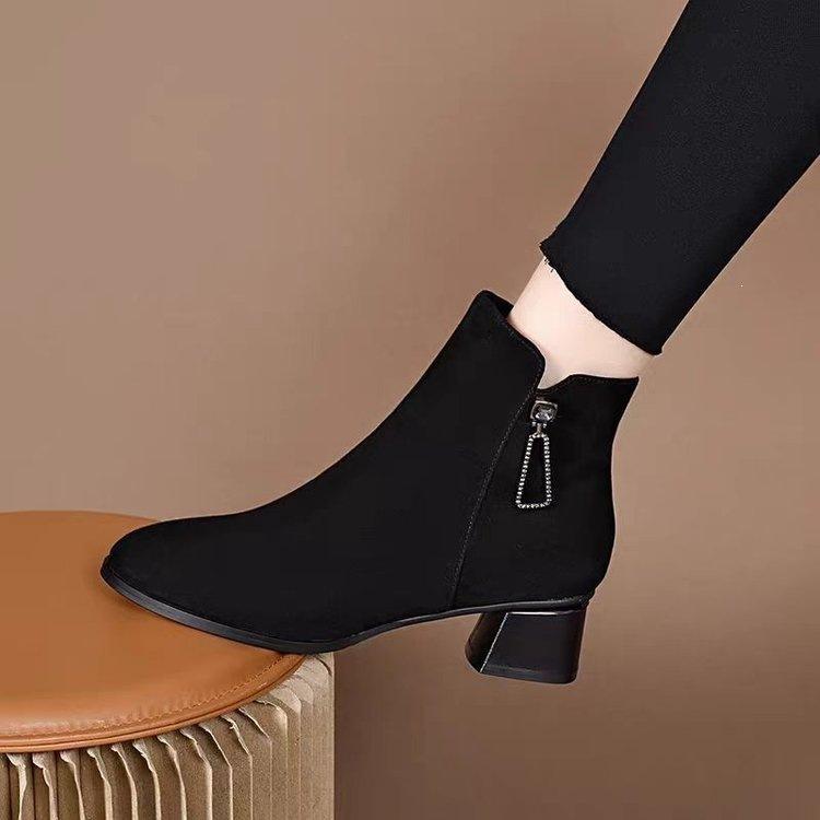 Retro style winter thick heel velvet warm Martin boots autumn new British still versatile comfortable thick heel short boots
