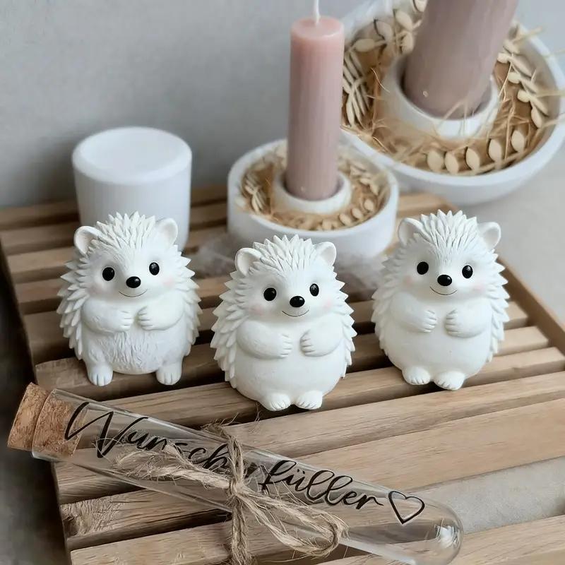 Cute Hedgehog Silicone Candle Mold - Fine Textured Feathers, Soft Texture, Suitable for Candles, Resin Crafts and Plaster Art