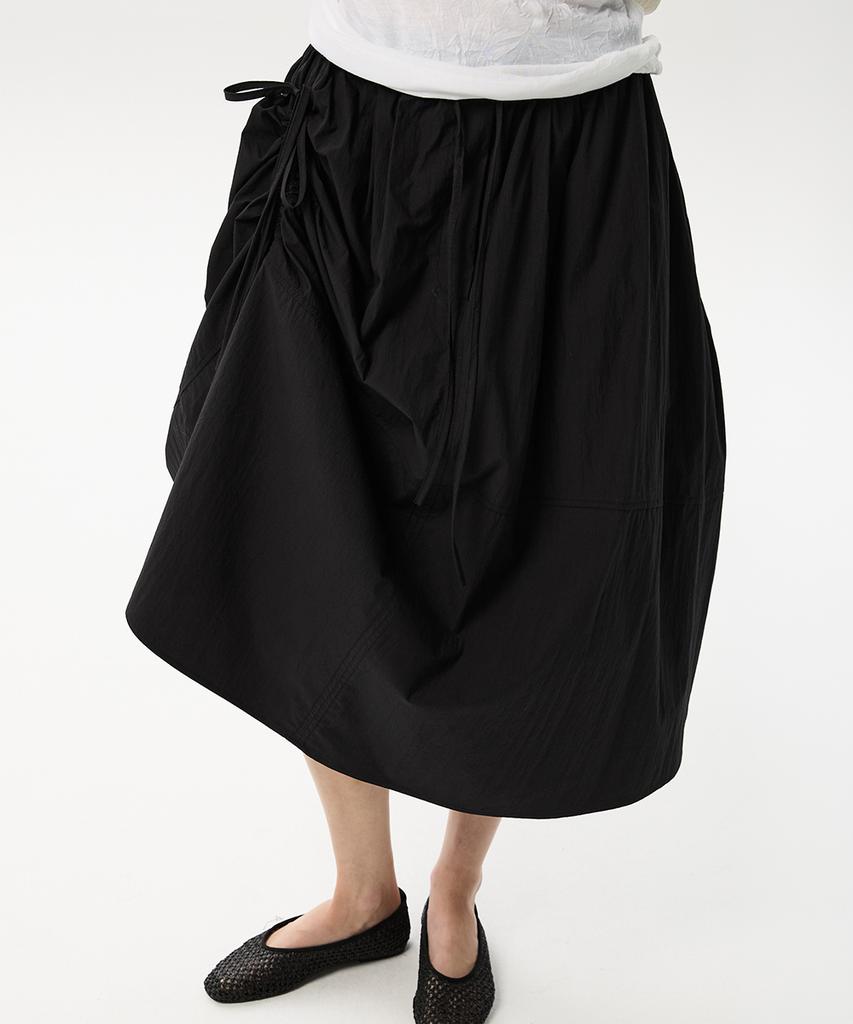 MIDNLOW Unbalanced String Flare Skirt (Black)