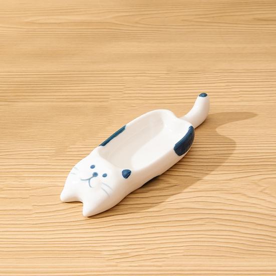 Soy Sauce Dish Cat-Shaped Mini Dipping Bowl Cute Ceramic Plate for Oil Salt Vinegar Sushi Butter Chili Jam Condiments Appetizers