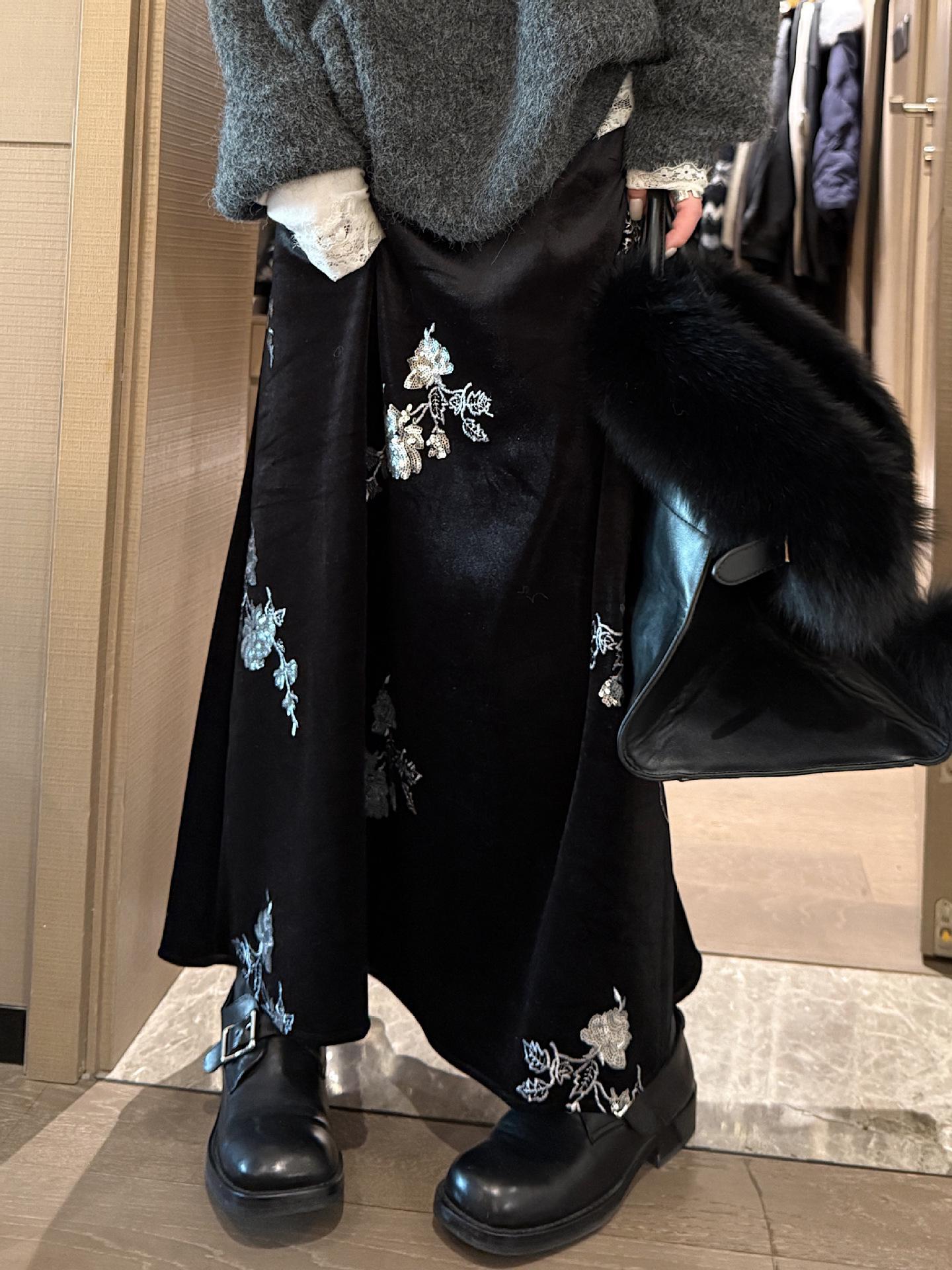 Elegant Black Sequin Velvet Half Skirt - Women s 2025 Winter Collection, Mid-Length, Plus Velvet Small чёрный