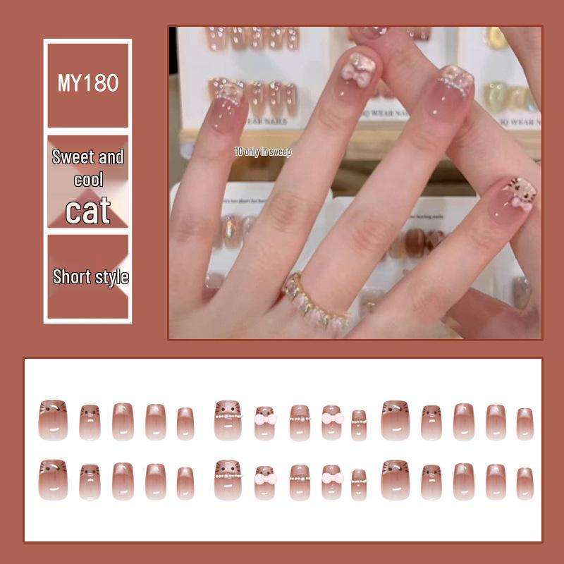 Chasing Light Cat's Eye Crystal Nails: Handmade, Detachable, Flash Diamond Design for Trendy, Stylish Looks.