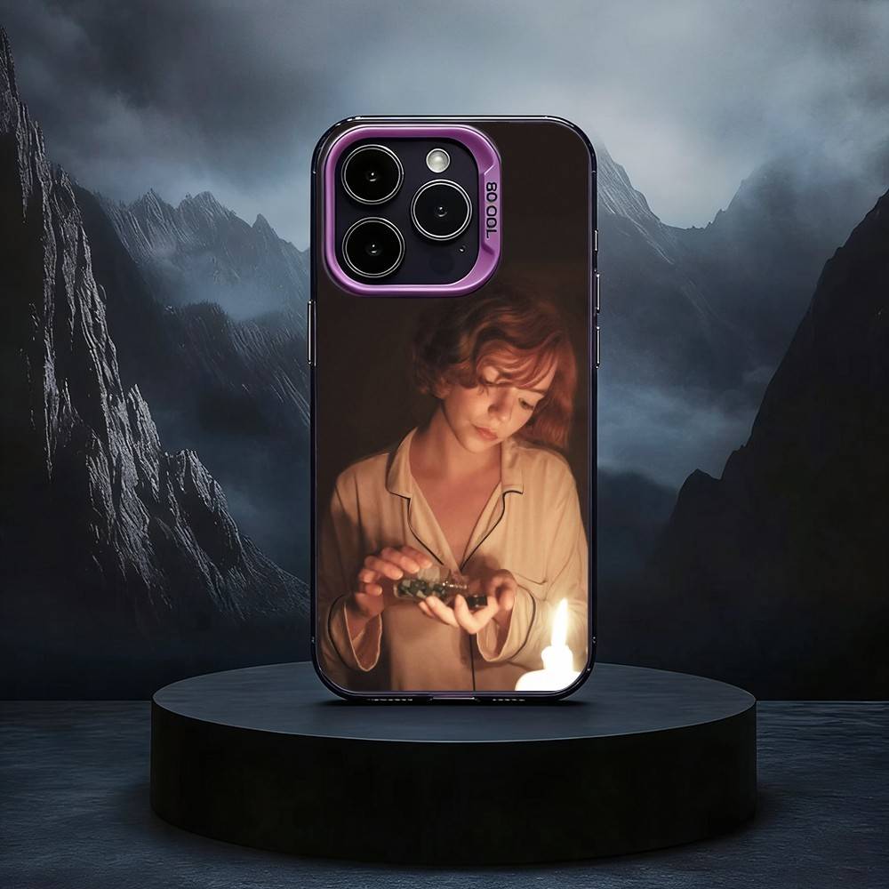 A-Anya T-Taylor-Joy Black Candy Silver Phone Case Phone Case For iPhone17,16,15,14,13,12,11 Plus,Pro Max