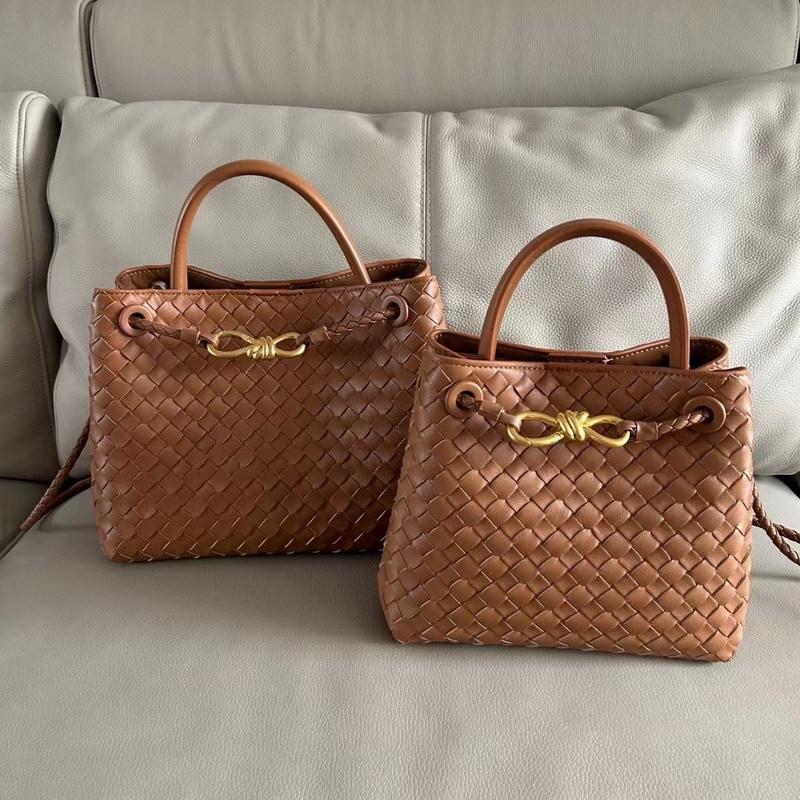New Genuine Leather Women's Bag Fashion Retro Hand Woven Women's Handheld Single Shoulder Diagonal Cross Bag