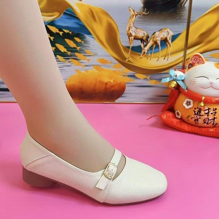 Single shoes new soft leather soft sole low top pointed comfortable and lightweight explosive flat bottom shallow mouth leather shoes 2025 wo