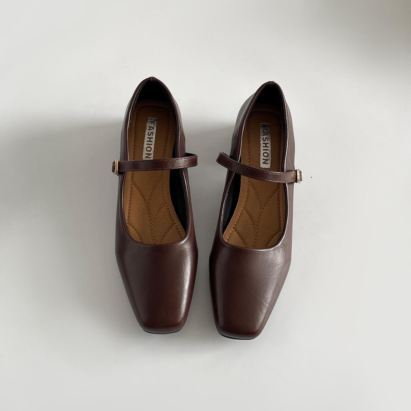 

Queen Fan retro high-end square head thick heel light mouth single shoes women s summer 2025 new skirt Mary Jane shoes 39 коричневый