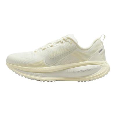 Vomero 18 Sail Coconut Milk Summit White Women Sneakers HM6804110
