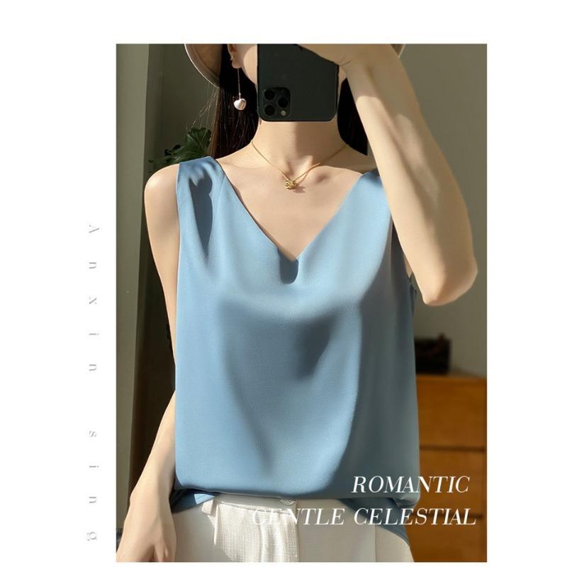 Women S Slim Fit V Neck Short Length Wide Strap Camisole Top