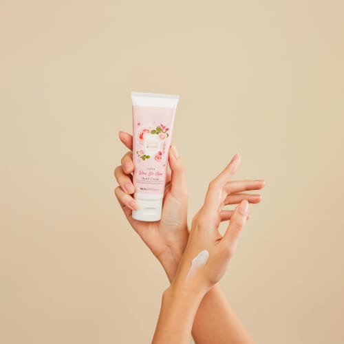 Sabai arom Hand Cream Thai Rose Scent