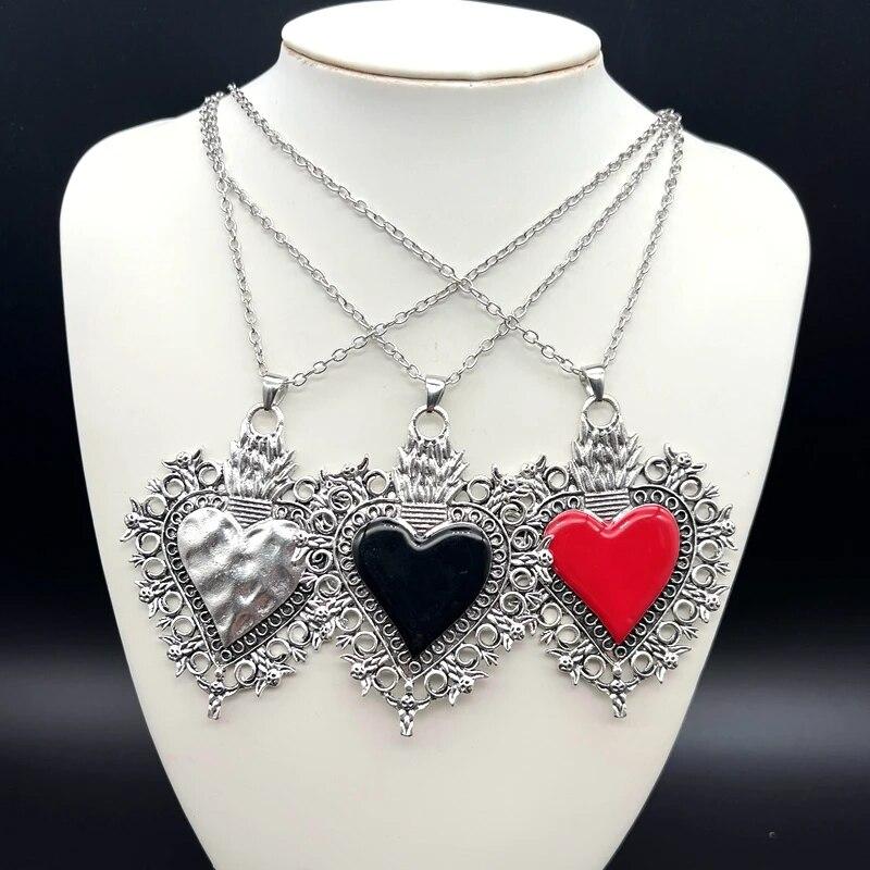 Sacred Flaming Hearts, Sacred Flaming Corazon, Ex-Votos Hearts, Mexický náhrdelník Milagros, Náhrdelník Hořící srdce, Gotické šperky,