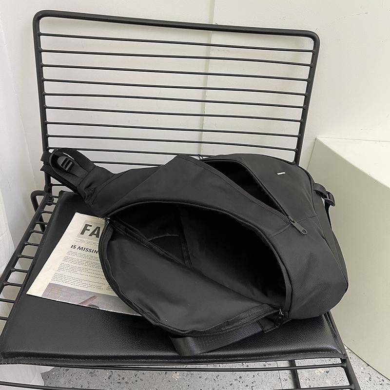 Sling Bags For Men Large Capacity Man Chest Bag Casual Travel Unisex Crossbody Bag Nylon Storage Shoulder Bag Student Backpacks